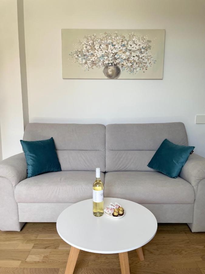 Studio Apartment Maris Podstrana Ngoại thất bức ảnh