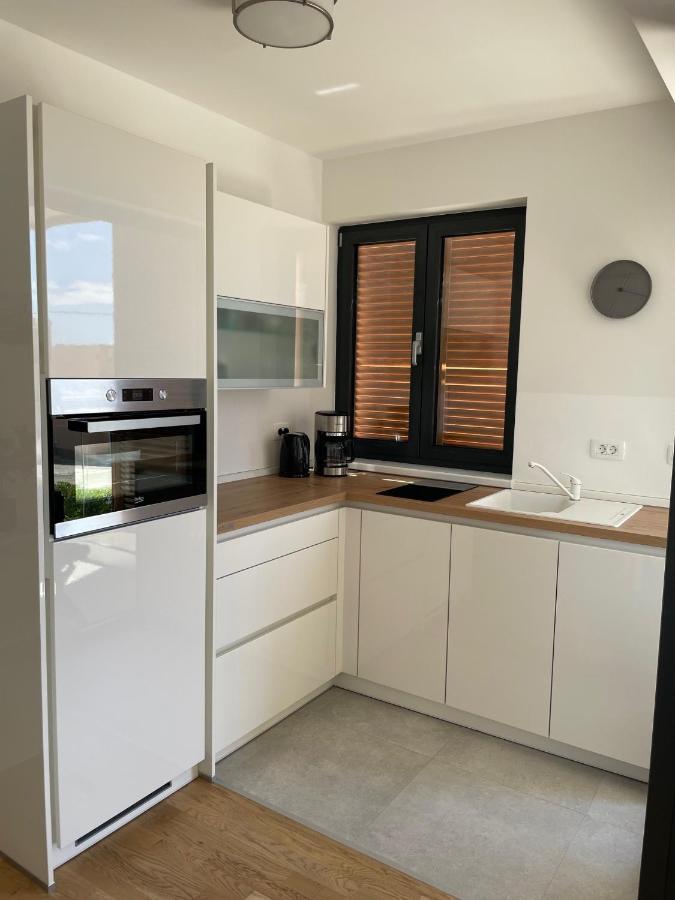 Studio Apartment Maris Podstrana Ngoại thất bức ảnh